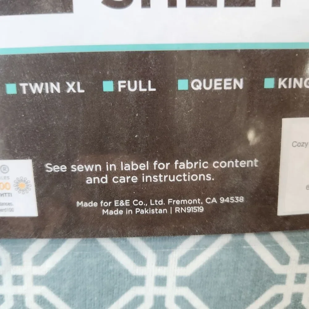 Flannel Twin Sheet Set True North Soft and Cozy Blue White Geometric NEW!!